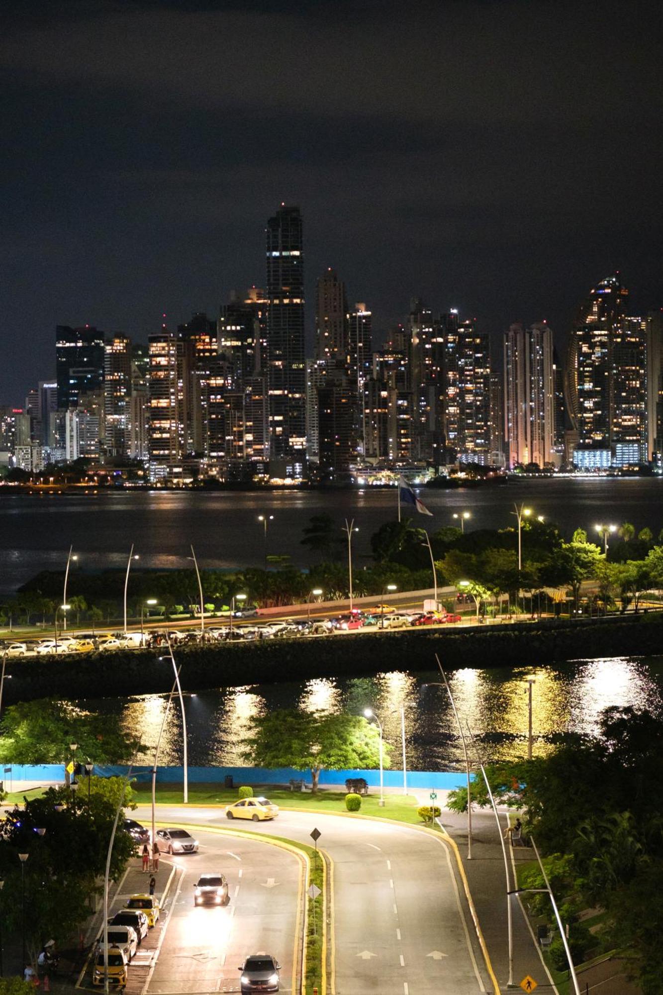 Edificio Bola De Oro Hotel Ciudad de Panamá Exterior foto